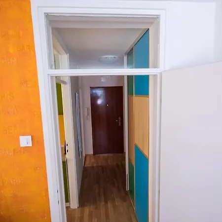 Studio Apartman Orange E&e *