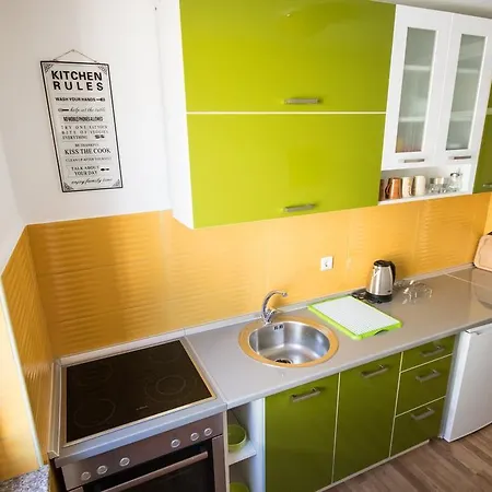 Studio Apartman Orange E&e