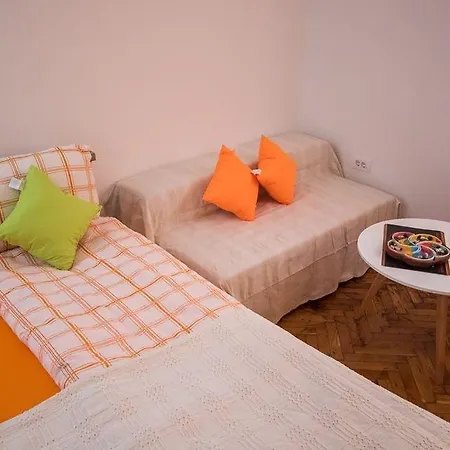 Studio Apartman Orange E&e